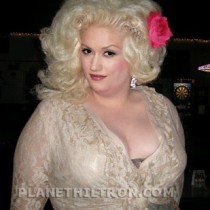 famous_gwen